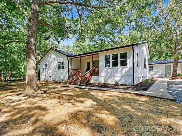 408 Birmingham Ln, Monroe, NC 28110