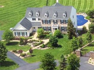 45 Hidden Meadow Dr, Easton, PA 18042