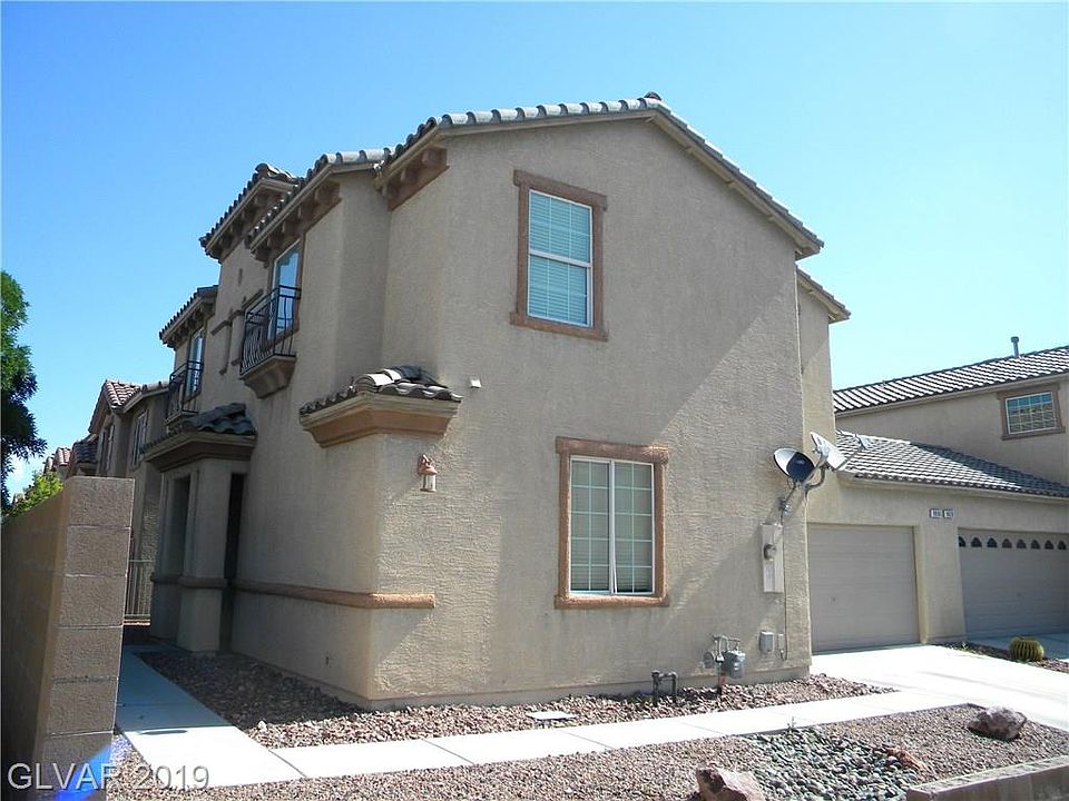 1st image of 9936 Fountain Walk Ave