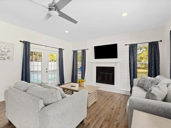 3616 27th St E #Id1591419p, Bradenton, FL 34208