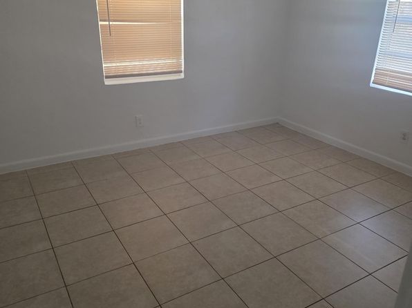 2028 Funston St #1