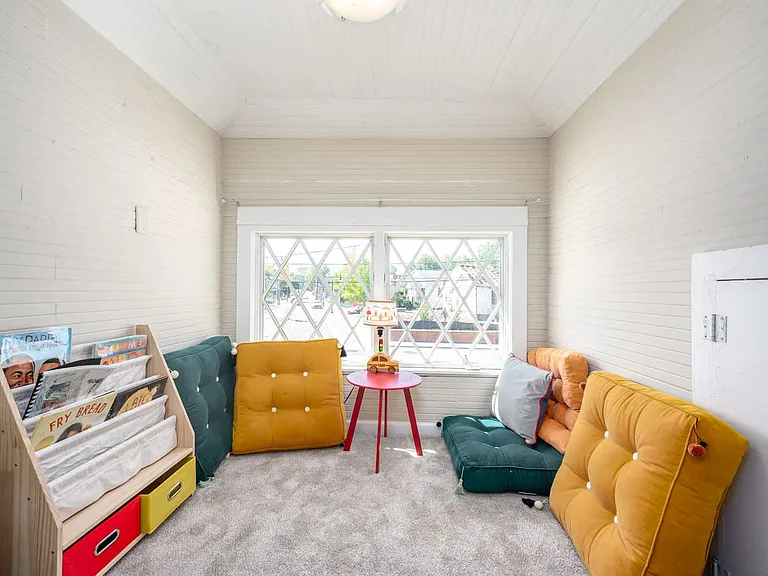 Reading Area