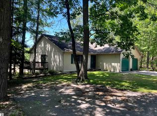 3439 Holiday Rd, Traverse City, MI 49686