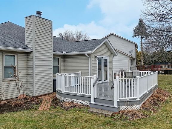 3rd image of 489 Oak Ave SW