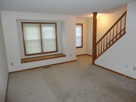 3rd image of 380 Hitchcock Rd Unit 205