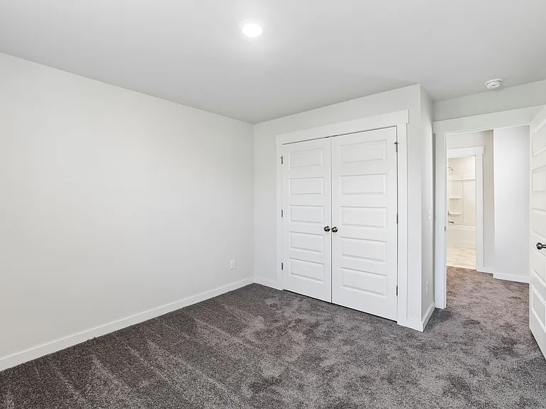 1615 Medinah Ln — Photo 29