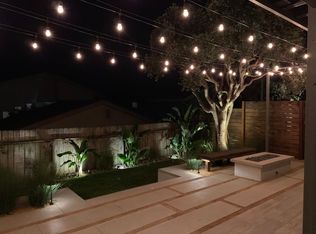 1560 Lorraine Dr, Encinitas, CA 92024