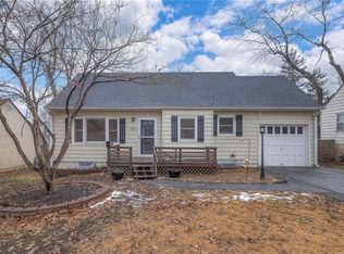 5317 W 50th St, Roeland Park, KS 66205