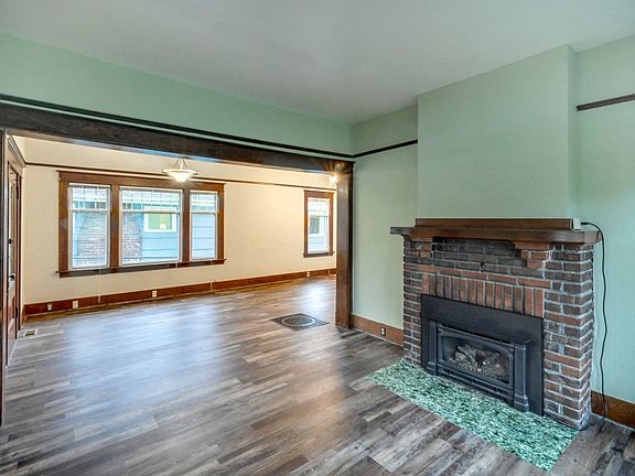 5th image of 1627 Lombard Ave