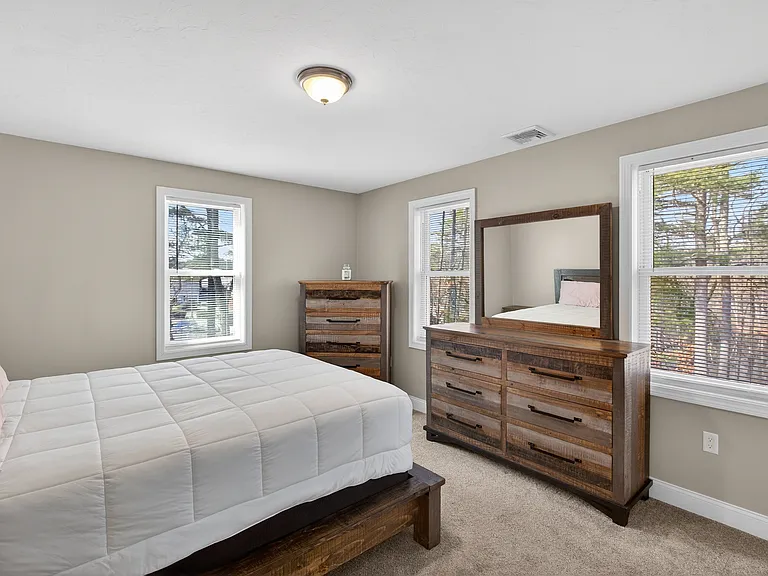 5 Twin Ponds Dr #8 — Photo 25