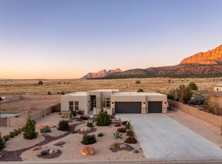 1083 E Big Pinion Ln, Apple Valley, UT 84737