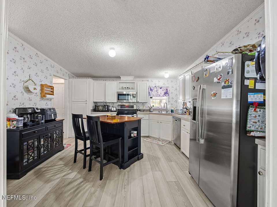 1st image of 44170 WOODLAND Circle