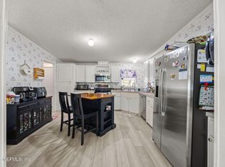 44170 WOODLAND Circle, Callahan, FL 32011