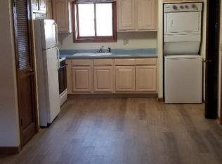 140 Ridge Rd #9, Walworth, WI 53184