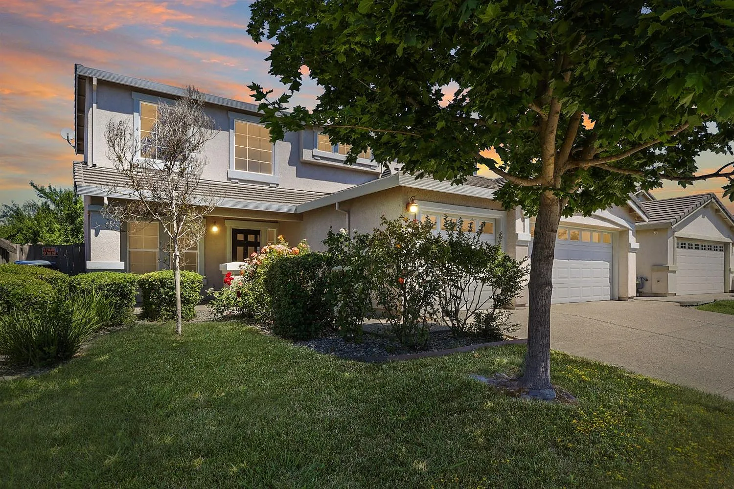 196 Bombay Cir photo 1