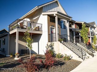 1030 E Railroad Ave, Post Falls, ID 83854