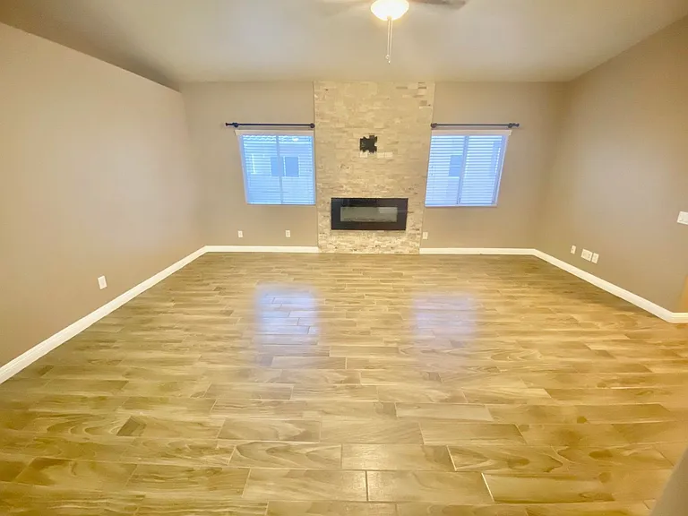 2000 Turquoise Ridge St #204 — Photo 3