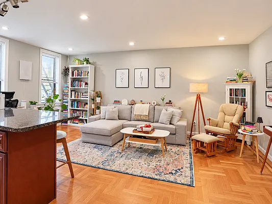 Living room, photo 3