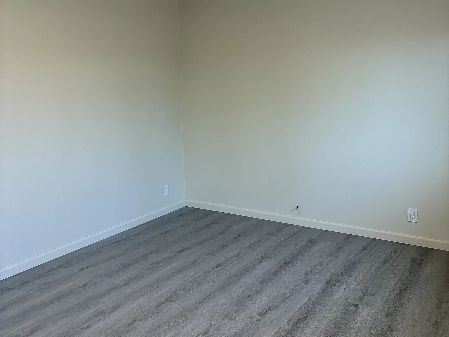 Mulberry St 36920 - C — Photo 2