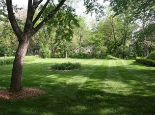 31W740 Russell Rd, Wayne, IL 60184