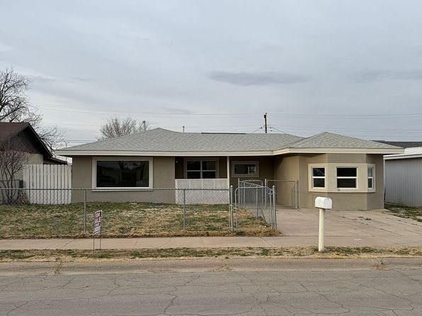 2005 W 1st St