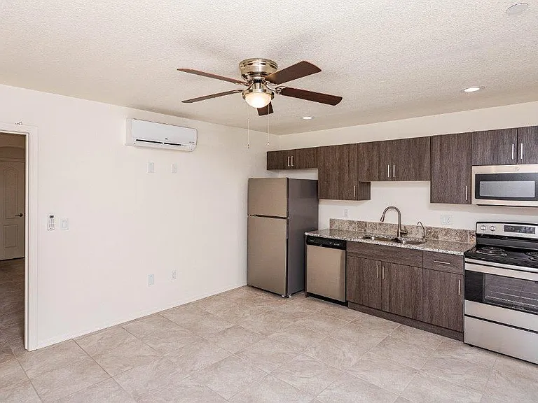 2094 Swanson Ave #E102 — Photo 5