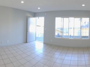2377 W 20th St APT 202, Los Angeles, CA 90018