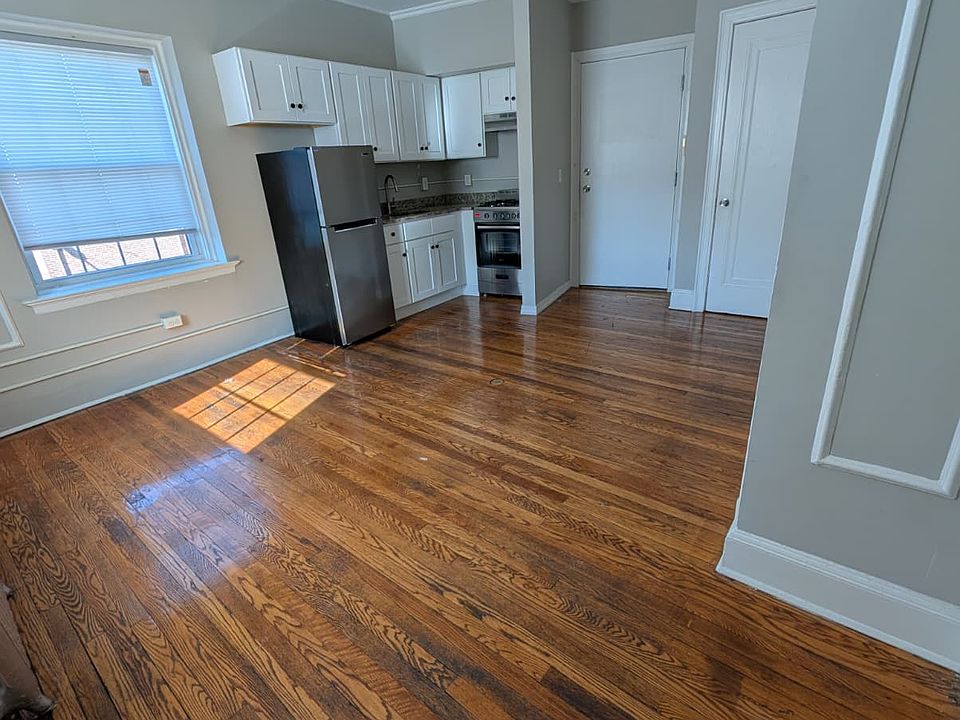 1st image of 1175 Chapel St #3033