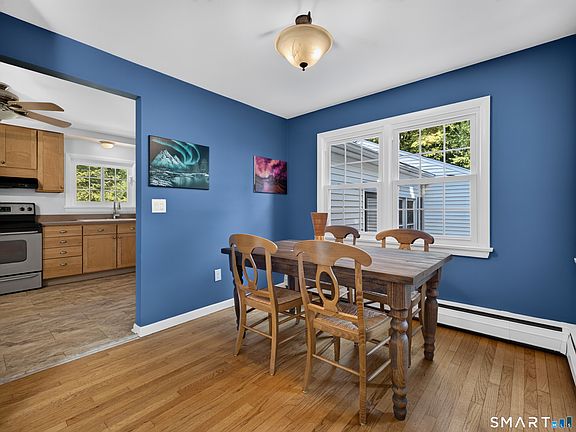 5th image of 252 Cow Hill Road