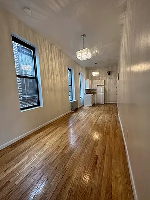 Rented by Peter R. Hungerford, LREB | media 1
