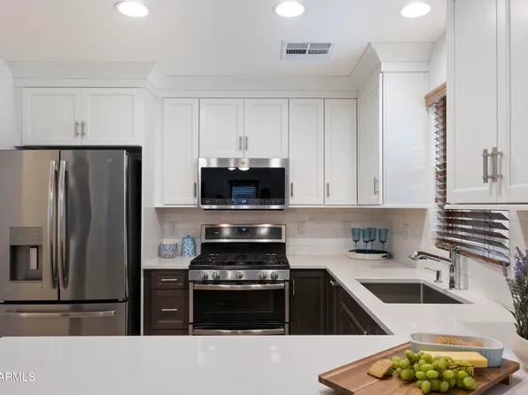 1899 S TUCANA Lane, Gilbert, AZ 85295