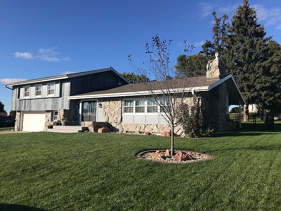 5th image of 108 Green Garden Dr