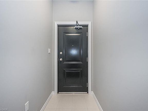 2nd image of 8 Oat Ln