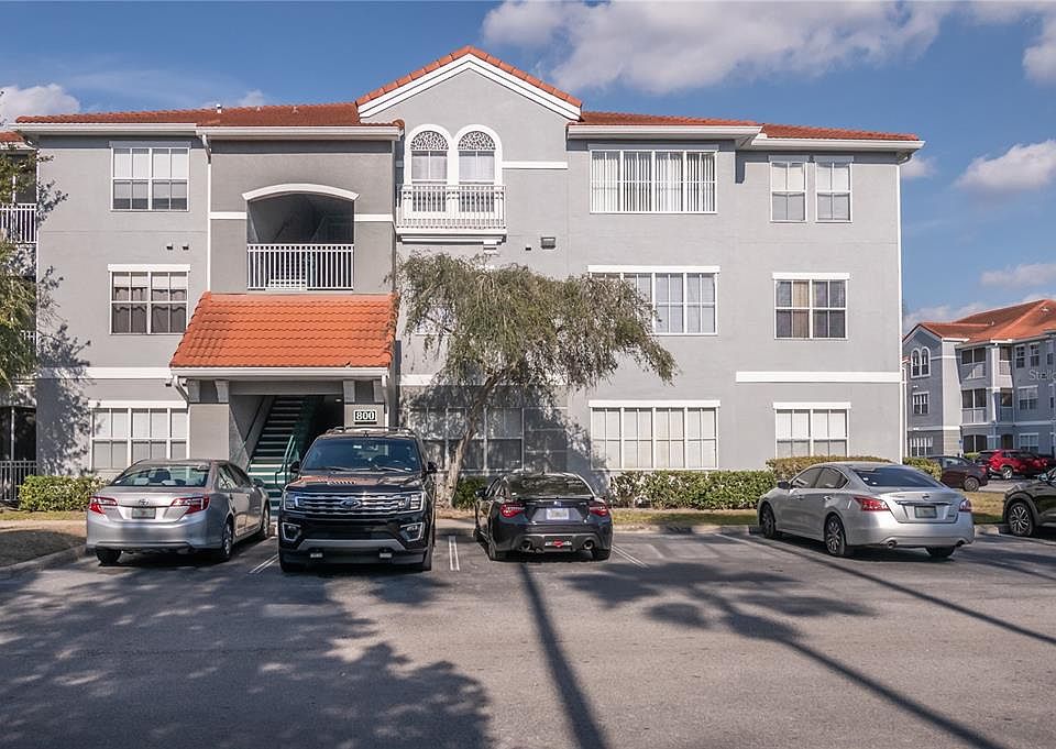 1st image of 18001 RICHMOND PLACE DRIVE #834