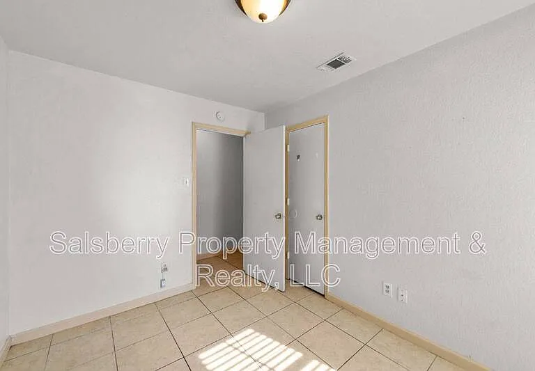 8510 Gatlinburg Dr — Photo 11