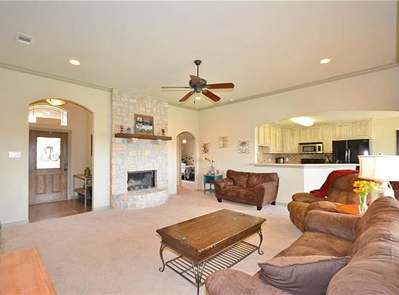2nd image of 112 Meadowlark Dr