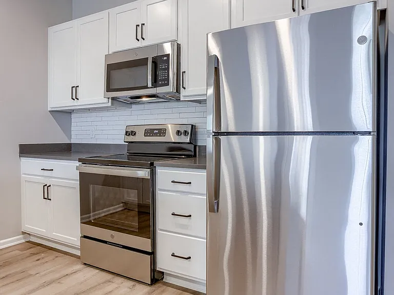 Pearson - 1 Bed / 1 Bath - 909 Sq.Ft.