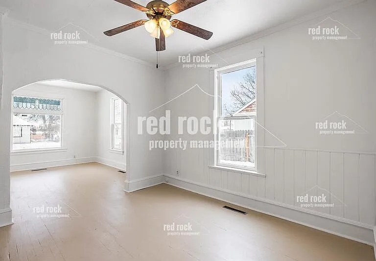 1517 E Bridgeport Ave — Photo 10