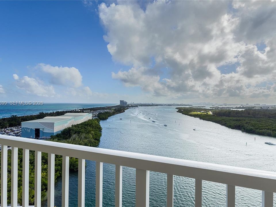 1st image of 300 SE Bayview Dr #2114