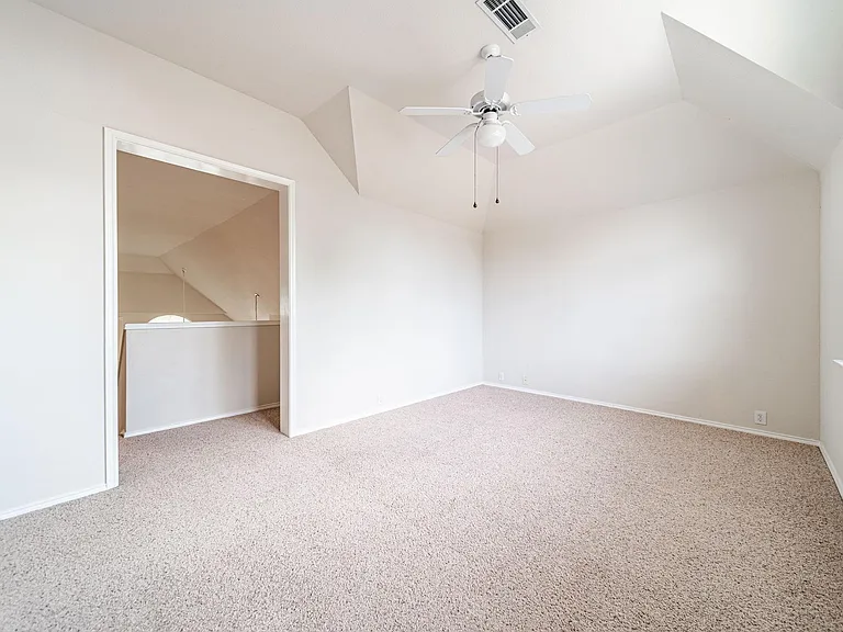 6870 Winston Dr — Photo 25