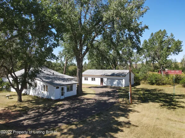 2750 County Road 11, Sentinel Butte, ND 58654