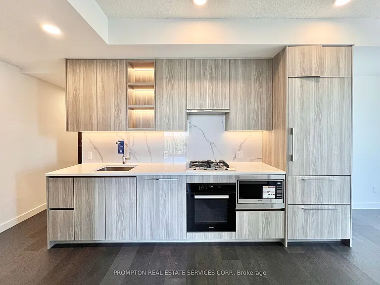 68 Esther Shiner Blvd #2005 — Photo 19