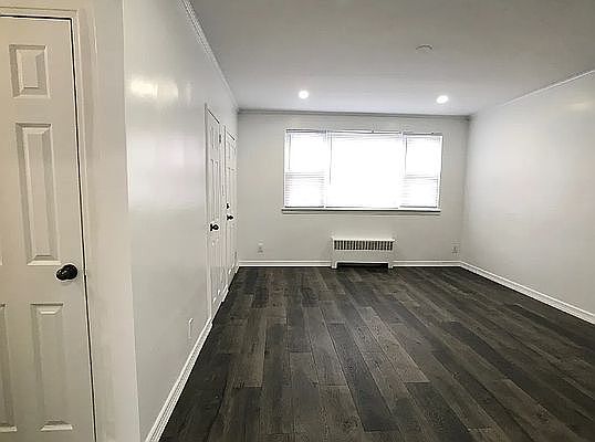 4th image of 24-59 43rd St #1