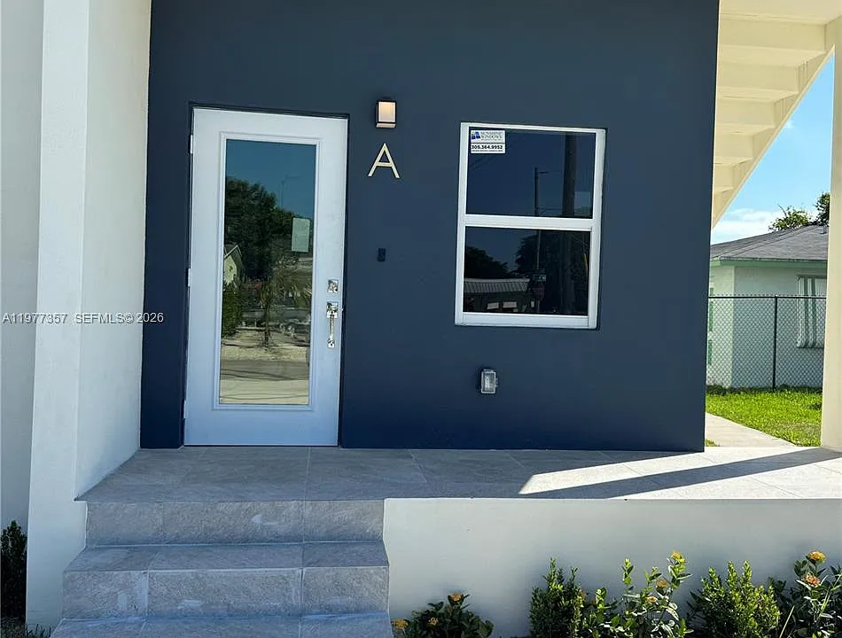526 NW 6th #A