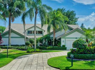158 Thornton Dr, Palm Beach Gardens, FL 33418