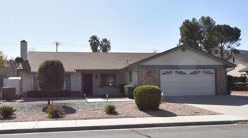 Well maintained 3 bedroom 2 bath home with low maintenance lawn.