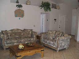 Great room w/ vaulted ceilings