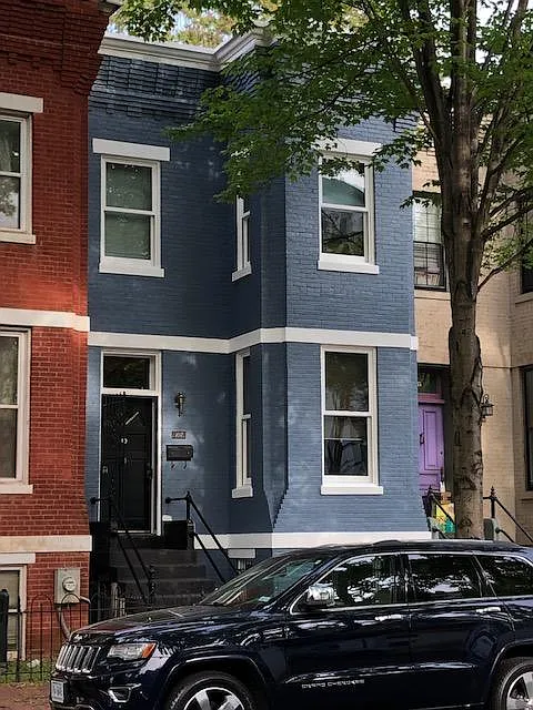 117 10th St NE photo 1