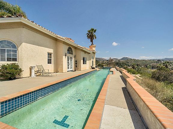 4th image of 9984 Possum Creek Ln