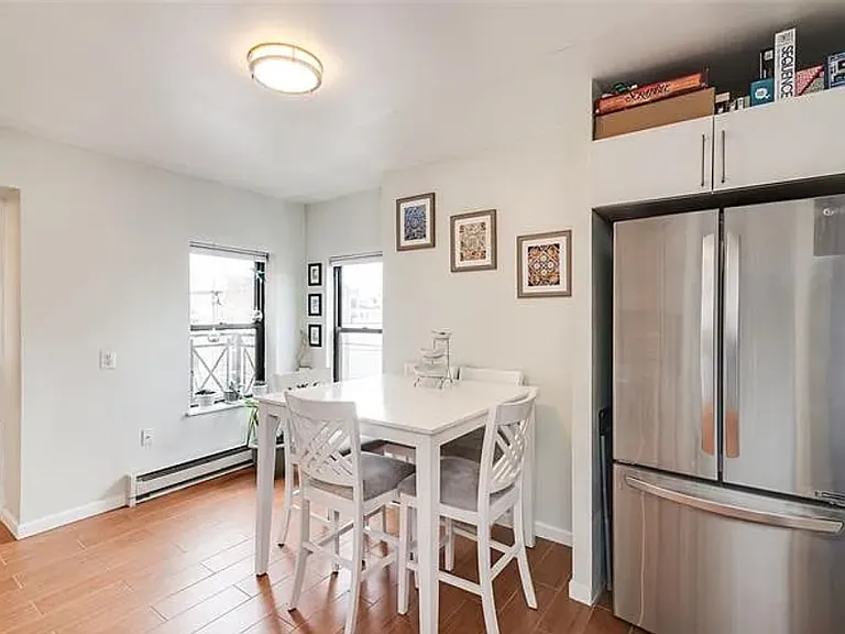132 Adams St #7 — Photo 2